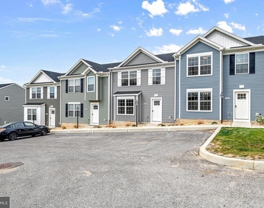 24 Laurel Way - Photo Thumbnail 1