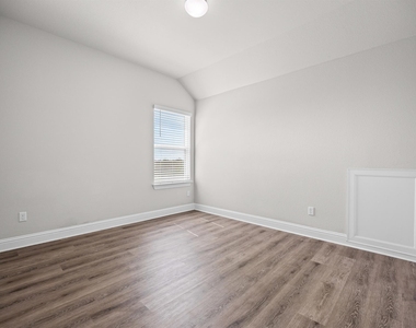 101 Stone Canyon Dr - Photo Thumbnail 26