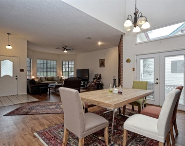 7801 Palacios Dr - Photo Thumbnail 8
