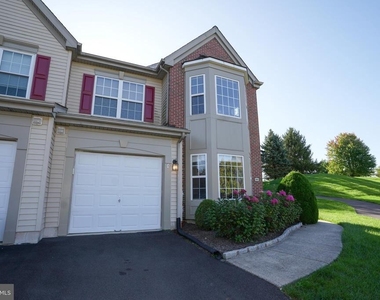 201 White Pine Court - Photo Thumbnail 42