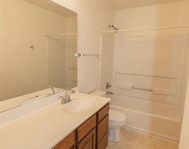 11308 Blairview Ln - Photo Thumbnail 20