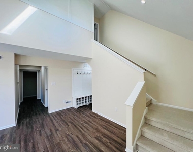 31 Belle Aire Avenue - Photo Thumbnail 4