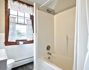 317 N Stratton Street - Photo Thumbnail 21