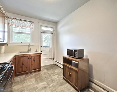 317 N Stratton Street - Photo Thumbnail 18
