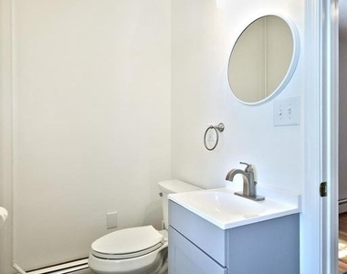 317 N Stratton Street - Photo Thumbnail 15
