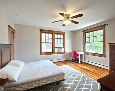 317 N Stratton Street - Photo Thumbnail 20