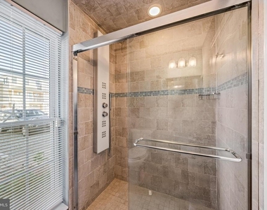 144 Peter Road - Photo Thumbnail 22