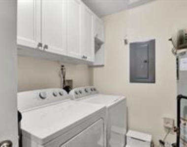 46 Powell - Photo Thumbnail 25