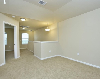 517 Katmai Cir - Photo Thumbnail 16