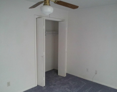 8807 Schick Rd - Photo Thumbnail 16