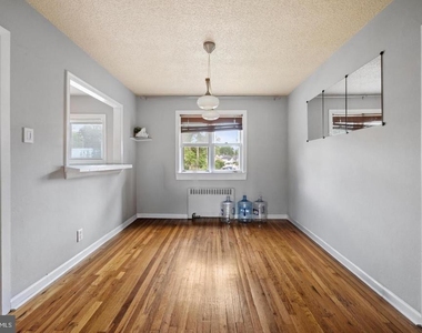 102 Cherry Parke - Photo Thumbnail 1