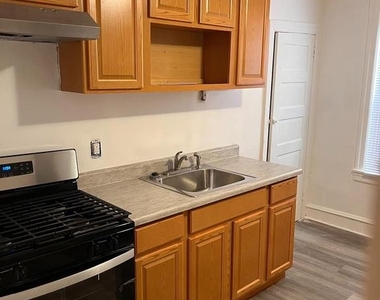 1208 Carl Miller Boulevard - Photo Thumbnail 4