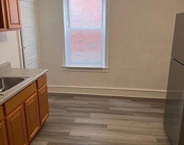 1208 Carl Miller Boulevard - Photo Thumbnail 5