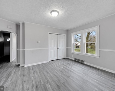 19 Mcclellan Avenue - Photo Thumbnail 9