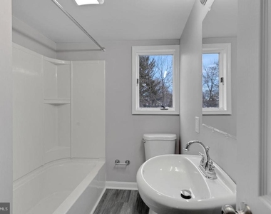 19 Mcclellan Avenue - Photo Thumbnail 18