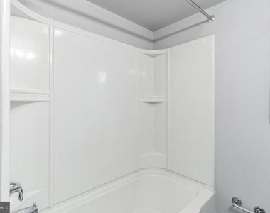 19 Mcclellan Avenue - Photo Thumbnail 17