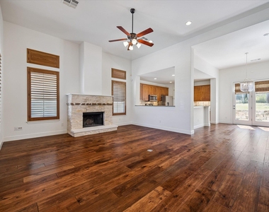 6201 River Place Blvd - Photo Thumbnail 2