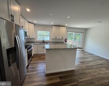 14 Cardinal Drive - Photo Thumbnail 3