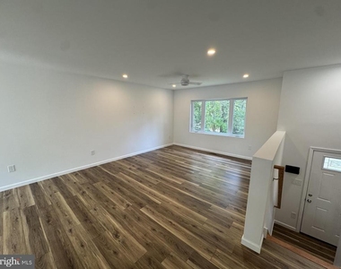 14 Cardinal Drive - Photo Thumbnail 6