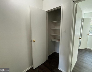 2404 Bayberry Court - Photo Thumbnail 12