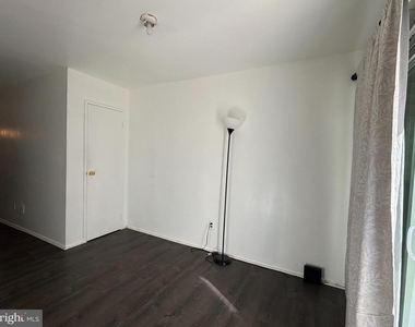 2404 Bayberry Court - Photo Thumbnail 4