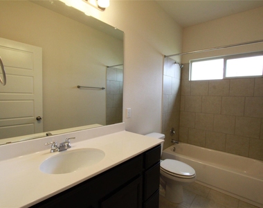 9304 Lost Bridge Ln - Photo Thumbnail 27
