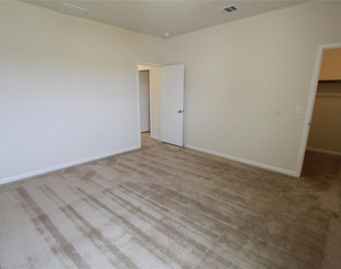 9304 Lost Bridge Ln - Photo Thumbnail 29