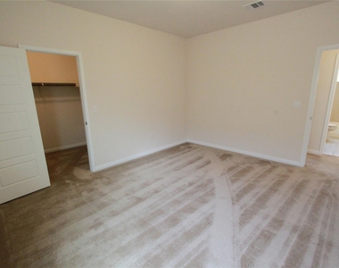 9304 Lost Bridge Ln - Photo Thumbnail 31