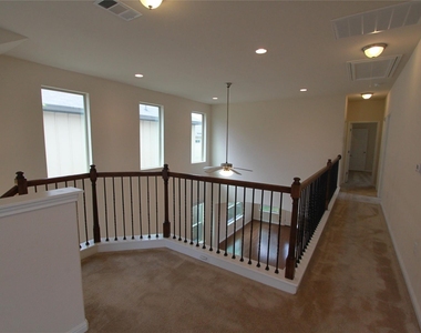 9304 Lost Bridge Ln - Photo Thumbnail 24