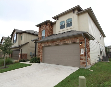 9304 Lost Bridge Ln - Photo Thumbnail 2