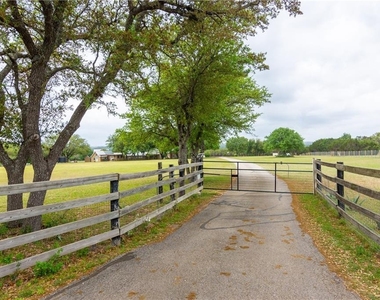 15000 Fitzhugh Rd - Photo Thumbnail 7