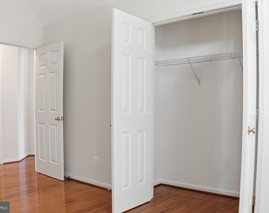 5704 Allwood Court - Photo Thumbnail 24