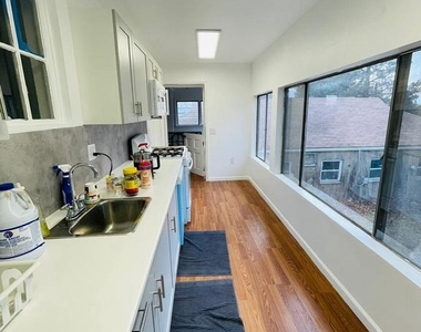 9066 Baltimore Avenue - Photo Thumbnail 13