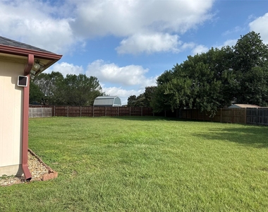 211 Brent Blvd - Photo Thumbnail 1