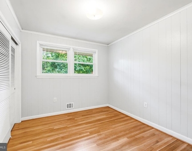 9017 Saint Andrews Place - Photo Thumbnail 17