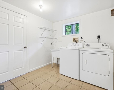 9017 Saint Andrews Place - Photo Thumbnail 15