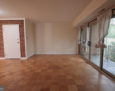 5974 Westchester Park Drive - Photo Thumbnail 15
