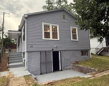 1629 Quarter Avenue - Photo Thumbnail 4
