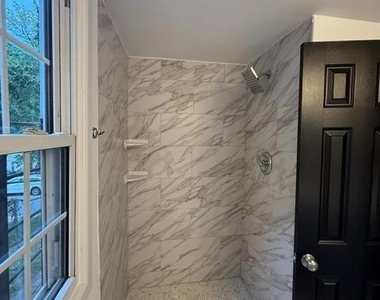 1629 Quarter Avenue - Photo Thumbnail 11