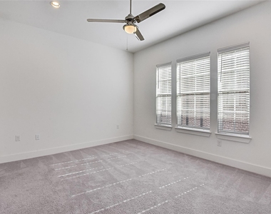 1308 Tinnin Ford Rd - Photo Thumbnail 12