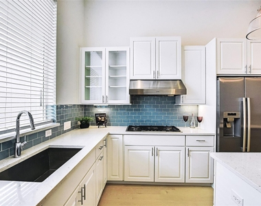1308 Tinnin Ford Rd - Photo Thumbnail 5