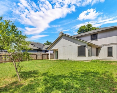 12312 Yarmont Way - Photo Thumbnail 30