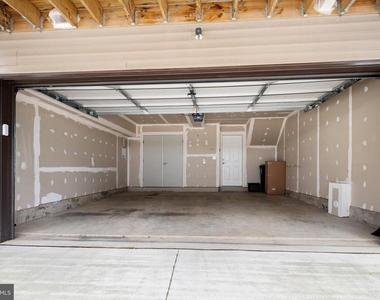 106 Albany Place - Photo Thumbnail 11