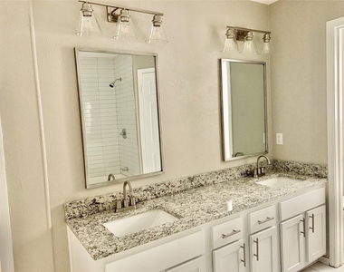 1604 Middleway Rd - Photo Thumbnail 9