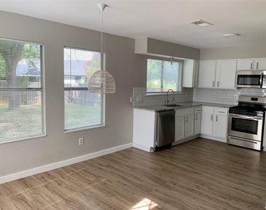 1604 Middleway Rd - Photo Thumbnail 3