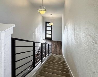 1245 Westborough Ln - Photo Thumbnail 16