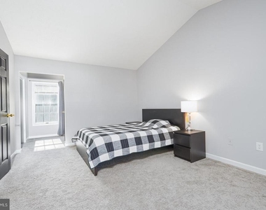 17713 Silkcotton Way - Photo Thumbnail 17