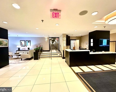 7401 Westlake Terrace - Photo Thumbnail 7