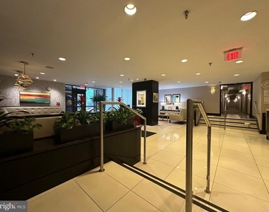 7401 Westlake Terrace - Photo Thumbnail 6