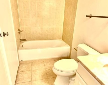 7401 Westlake Terrace - Photo Thumbnail 22